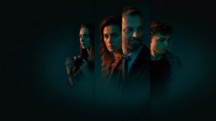 Постер сериала «В густом лесу»