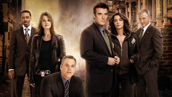 Постер сериала «Закон и порядок. Преступное намерение»
