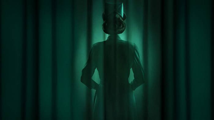 Постер сериала «Сестра Рэтчед»