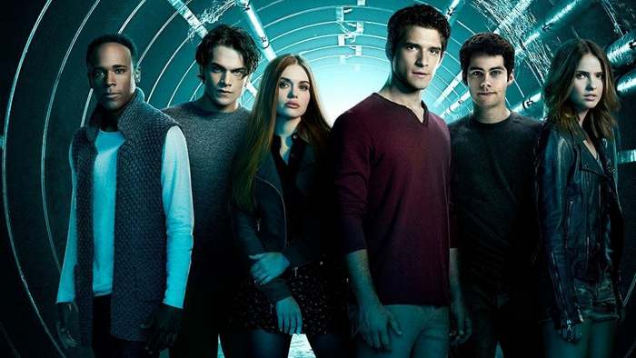Постер сериала «Волчонок / Оборотень»