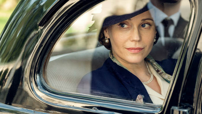 Постер сериала «Пересекая Атлантику»