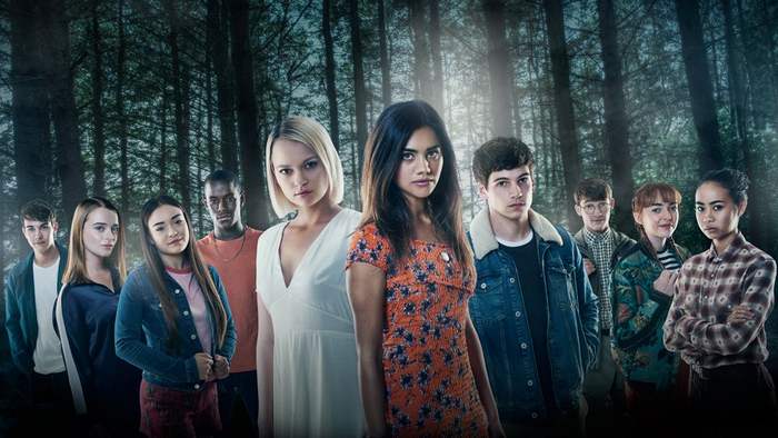 Постер сериала «Кошмар в летнем лагере»