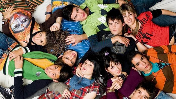 Постер сериала «Физика или химия»