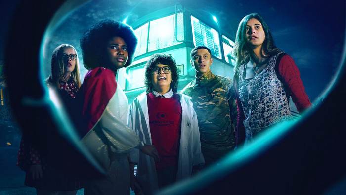 Постер сериала «Последний автобус на Земле»