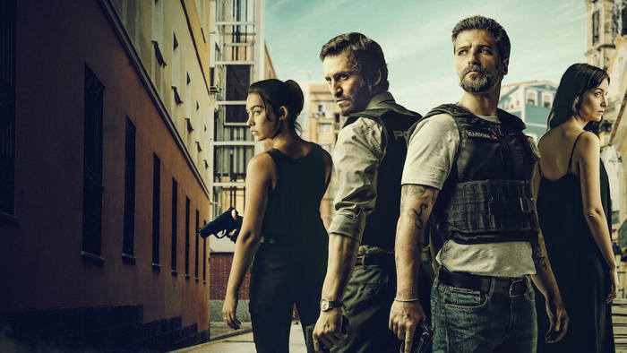 Постер сериала «Санто»