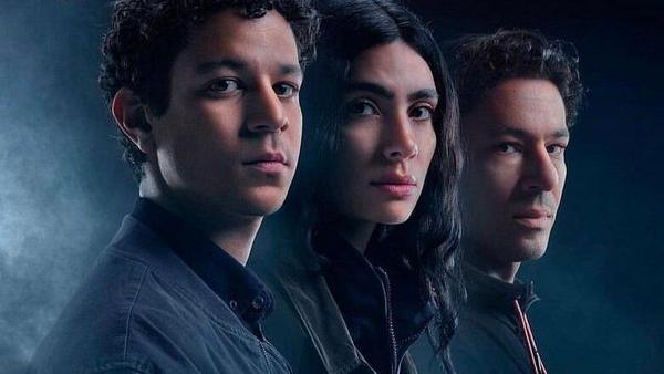 Постер сериала «Загадочная коробка»