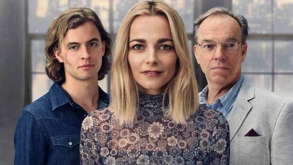 Постер сериала «Люби меня»
