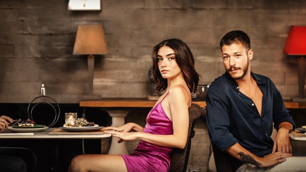 Постер сериала «Просто друзья»