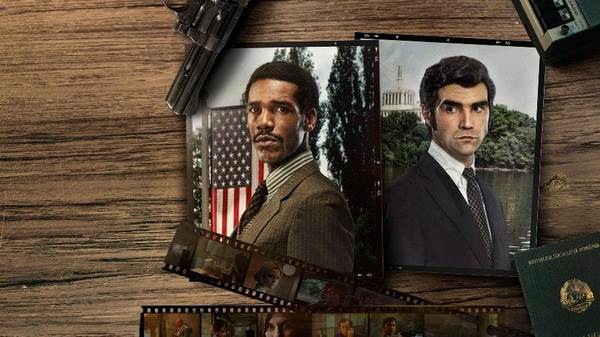 Постер сериала «Шпион/Мастер»