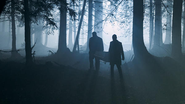 Постер сериала «Иссиня-Чёрный»
