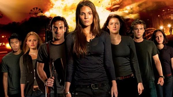Постер сериала «Вторжение. Битва за рай»