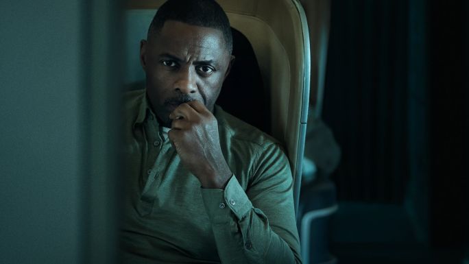Постер сериала «Захваченный рейс»