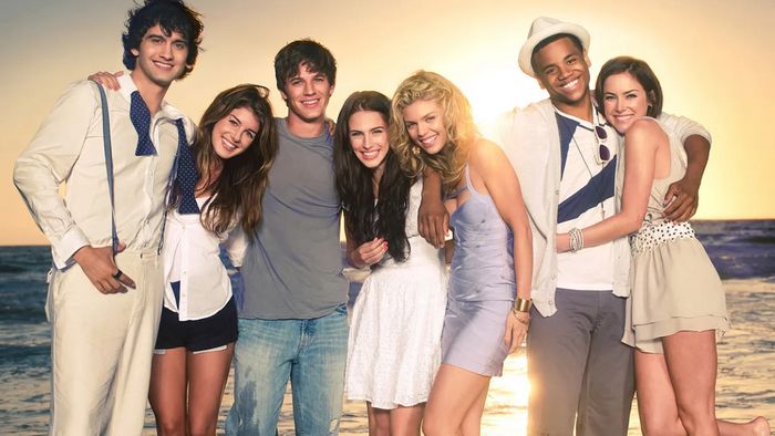Постер сериала «Беверли-Хиллз 90210: Новое поколение»