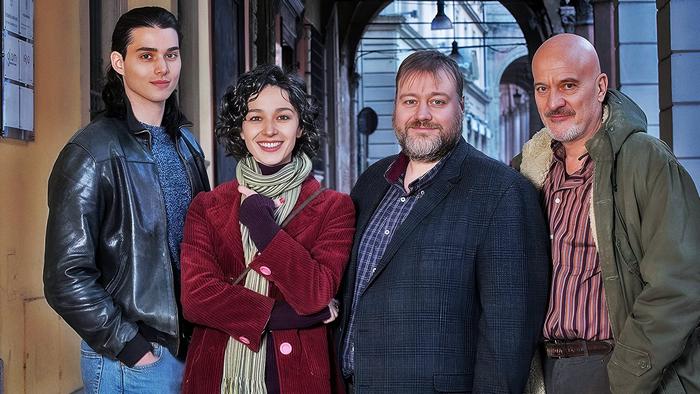 Постер сериала «Жизнь - не детская игрушка»