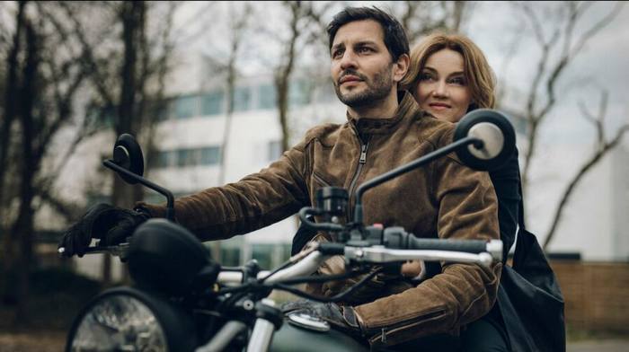 Постер сериала «Манипуляции»