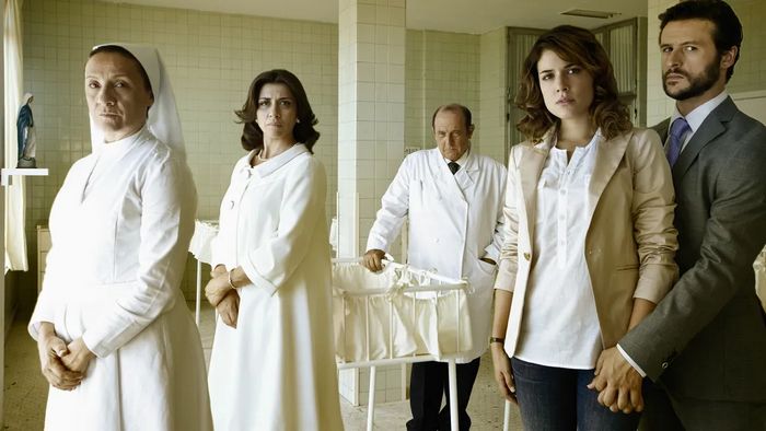 Постер сериала «Похищенные / Украденные дети»