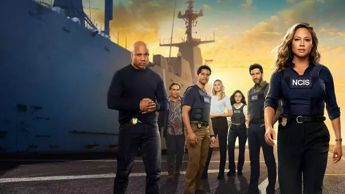 Постер сериала «Морская полиция: Гавайи»