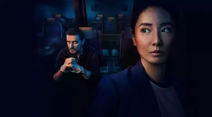 Постер сериала «Красный глаз / Ночной рейс»