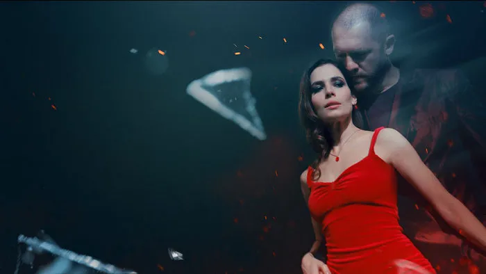 Постер сериала «Танго на осколках»