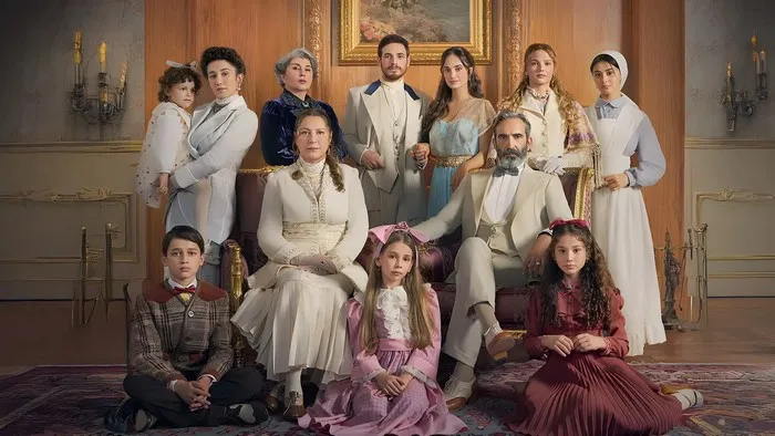 Постер сериала «Семья Шакира-Паши: чудеса и скандалы»