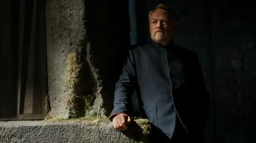 Кадр 2 из сериала Основание
