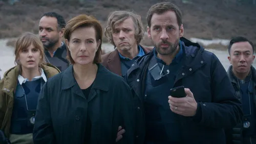 Кадр 2 из сериала Богомол