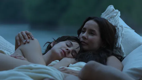 Кадр 3 из сериала Гостья
