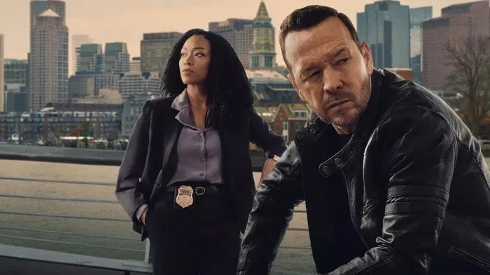 Постер сериала «Голубая кровь: Бостон»