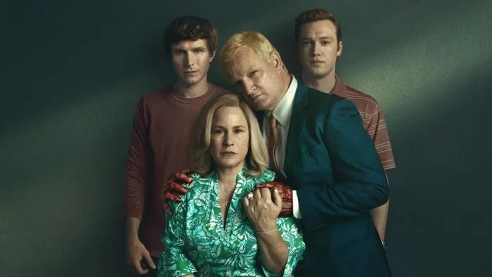 Постер сериала «Мёрдо: Смерть в семье»