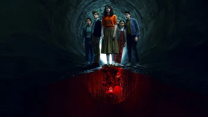 Постер сериала «Оно: Добро пожаловать в Дерри»