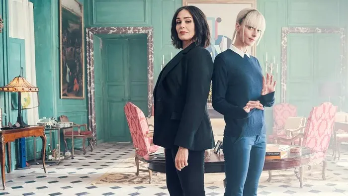 Постер сериала «Напарницы: Астрид и Рафаэлла»