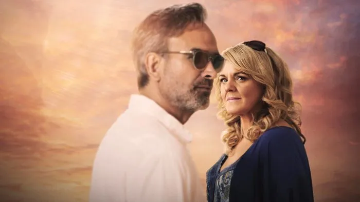 Постер сериала «Обман по любви»