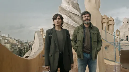 Кадр 2 из сериала Город теней
