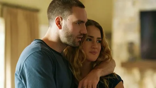 Кадр 3 из сериала Соври мне