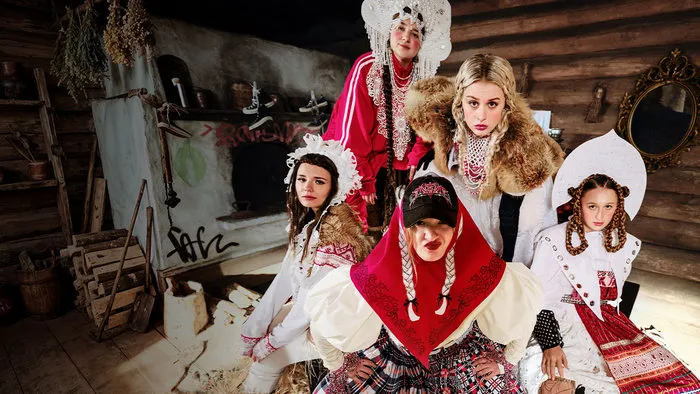 Постер сериала «Пацанки»